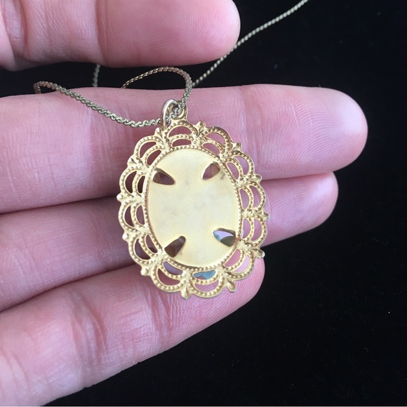 Vintage Rose Cameo Necklace - Picture 3 of 8